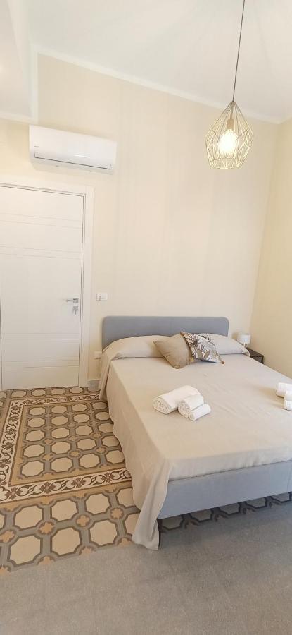Bed and Breakfast Domus Maqueda Palermo Zewnętrze zdjęcie