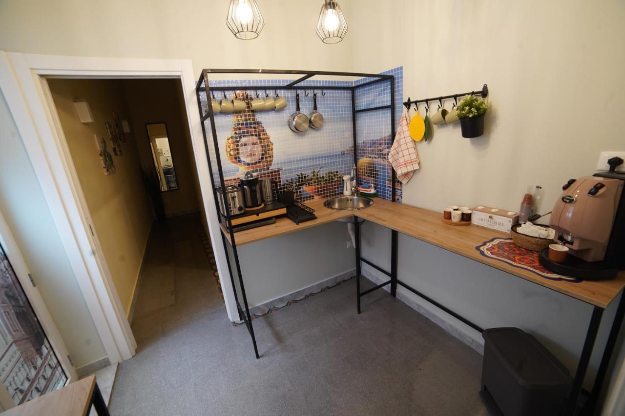 Bed and Breakfast Domus Maqueda Palermo Zewnętrze zdjęcie